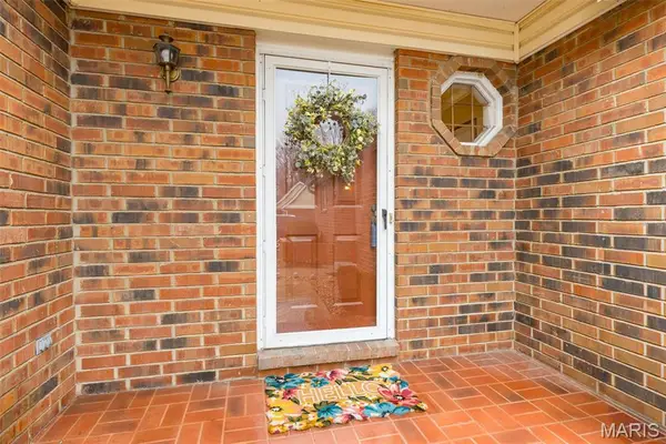 951 Riverwood Place Drive, Florissant, MO 63031