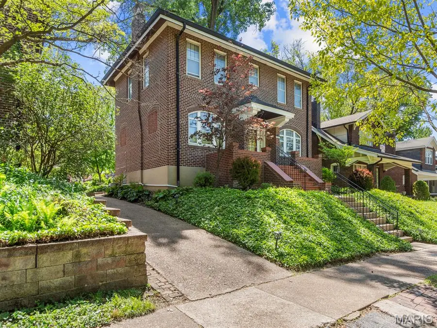 7522 Teasdale Avenue, University City, MO 63130 - #2