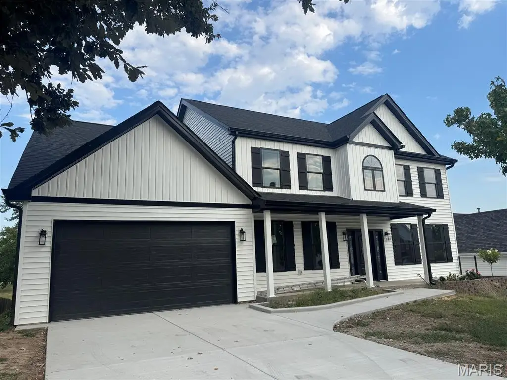 4829 Crosswood Drive, Saint Louis, MO 63129 - #1