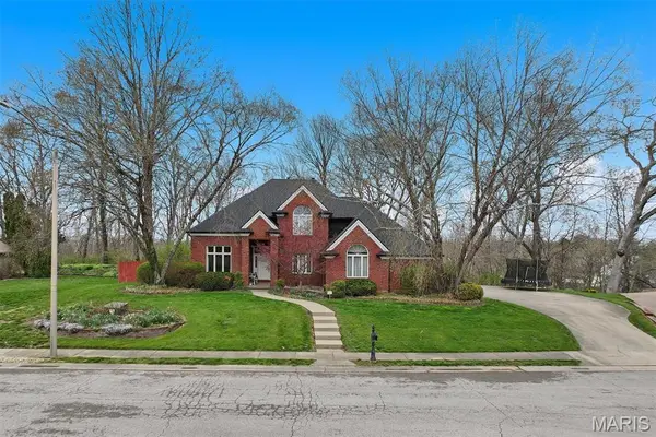 9 Hunters Point, O'Fallon, IL 62269