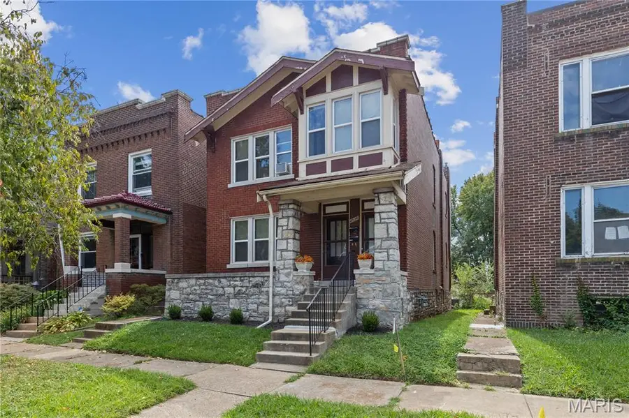 4936 Berthold Avenue, Saint Louis, MO 63110 - #2