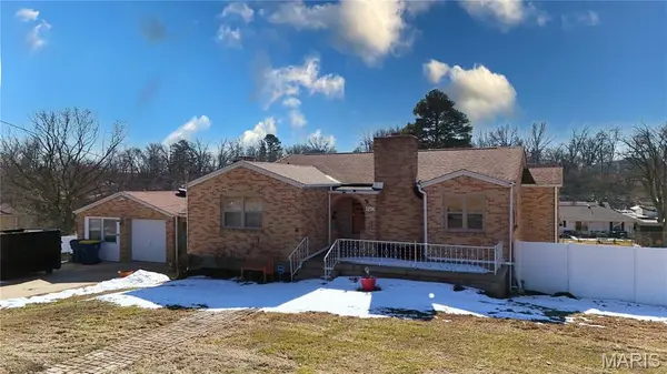 1206 N 3rd Street, Festus, MO 63028