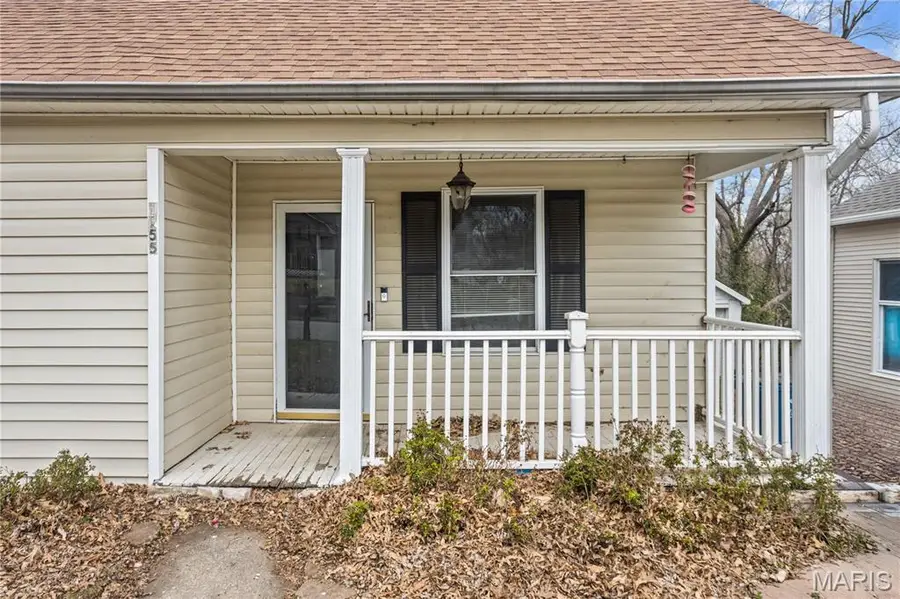 1155 Hall Street, Saint Charles, MO 63301 - #2