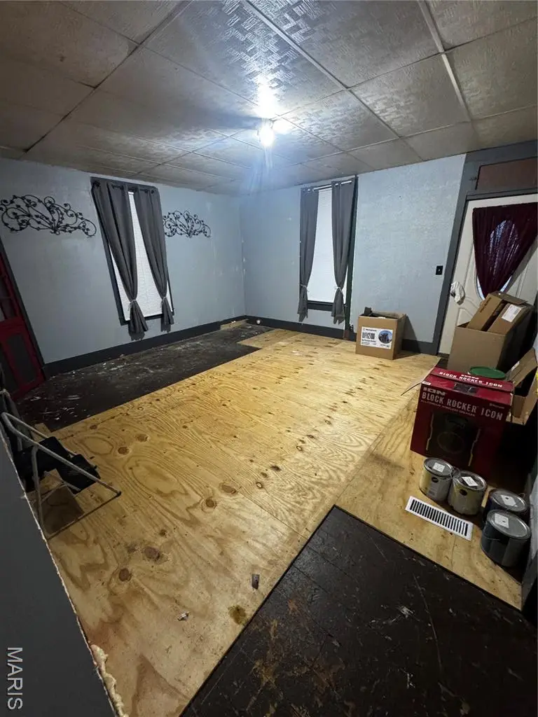 603 S 4th Street, Greenville, IL 62246 - #1