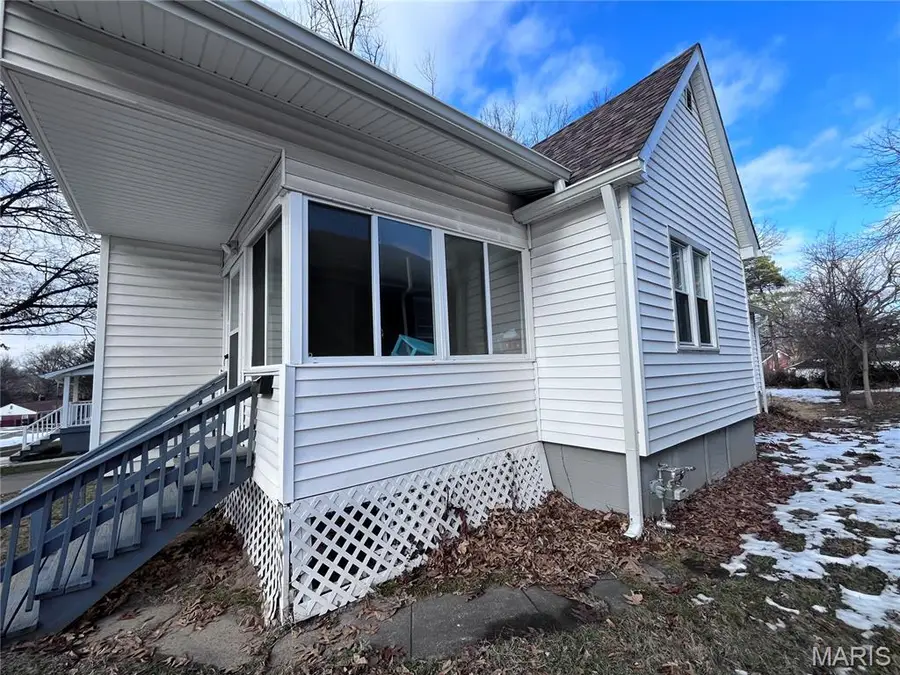 8803 Alva Avenue, Saint Louis, MO 63121 - #2