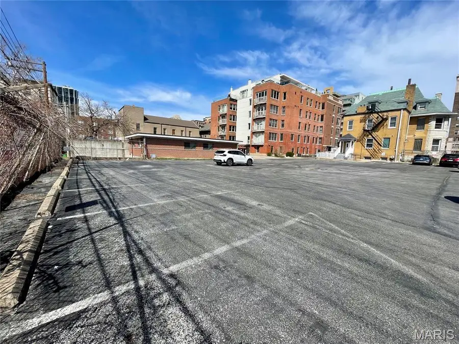 4540 Lindell Boulevard #100, Saint Louis, MO 63108 - #2