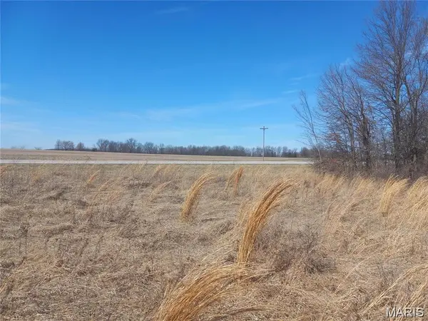 4 Hwy 24, Paris, MO 65275