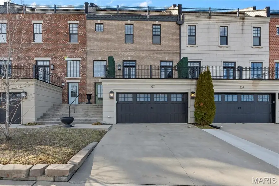 327 N Main Street, Cape Girardeau, MO 63701 - #2