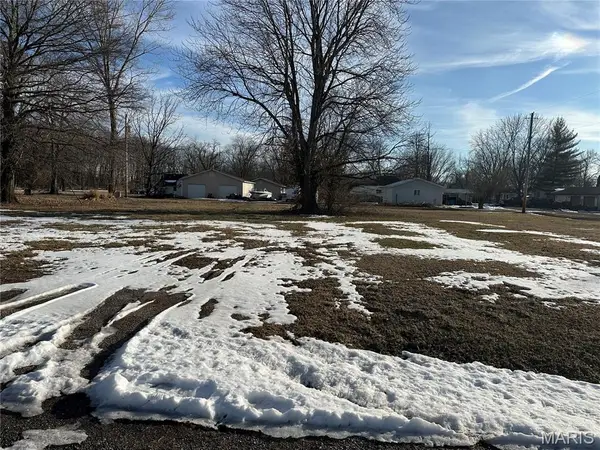 412 E Donnewald Street, Worden, IL 62097