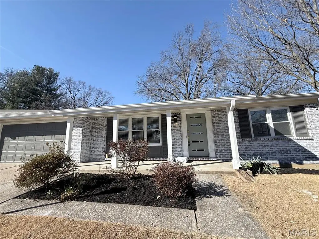 265 Waterford Drive, Florissant, MO 63033 - #1