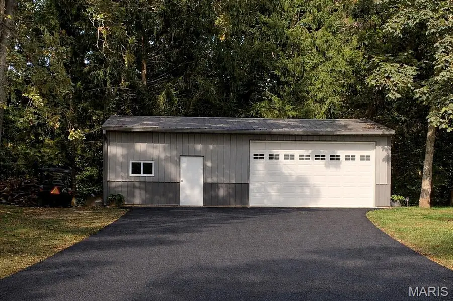 8720 Possum Hill Road, Worden, IL 62097 - #3