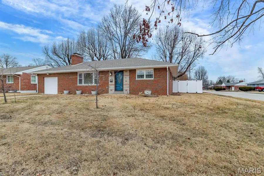 2337 Gary Avenue, Granite City, IL 62040 - #2