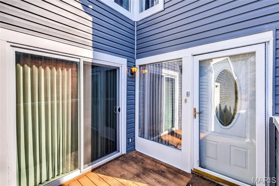 1015 Fairways Drive, Lake Saint Louis, MO 63367 - #2