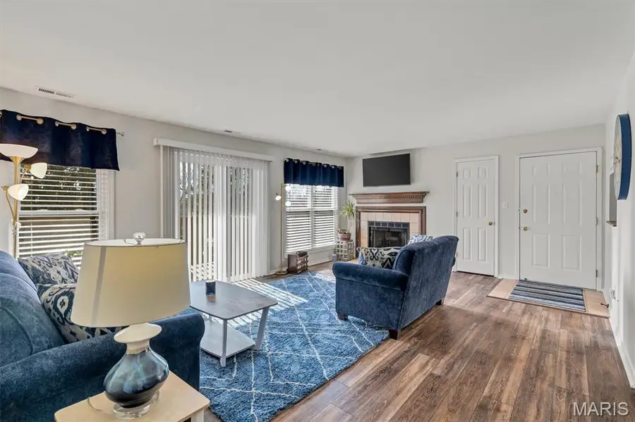 5186 Hollow Wood Court #B, Saint Louis, MO 63128 - #3