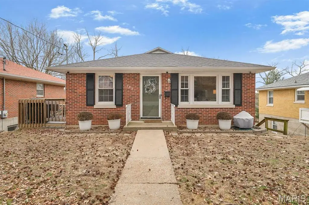 1831 W Mccarty Street, Jefferson City, MO 65109 - #1