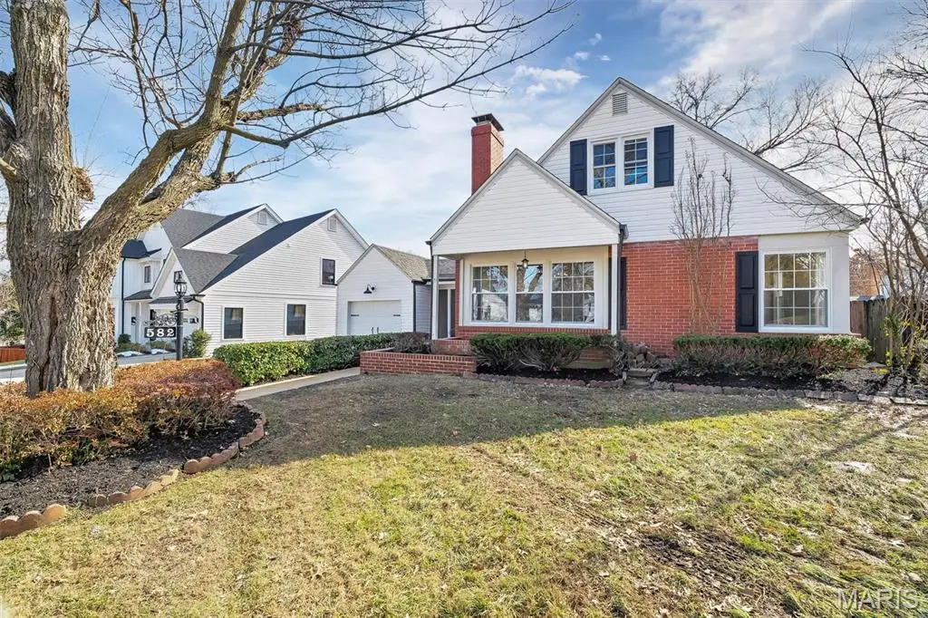 582 Brookhaven Court, Kirkwood, MO 63122 - #1