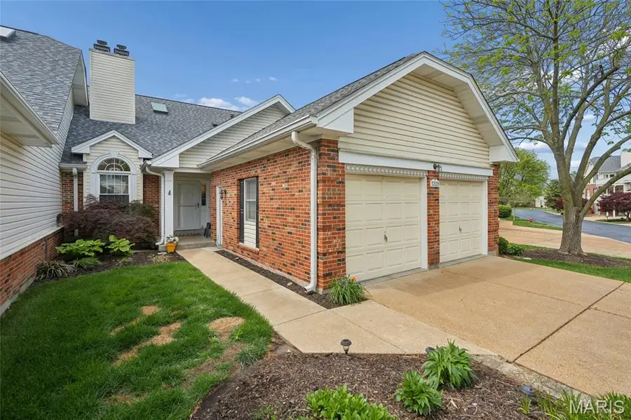 7326 Westover Colonial Lane, Shrewsbury, MO 63119 - #2