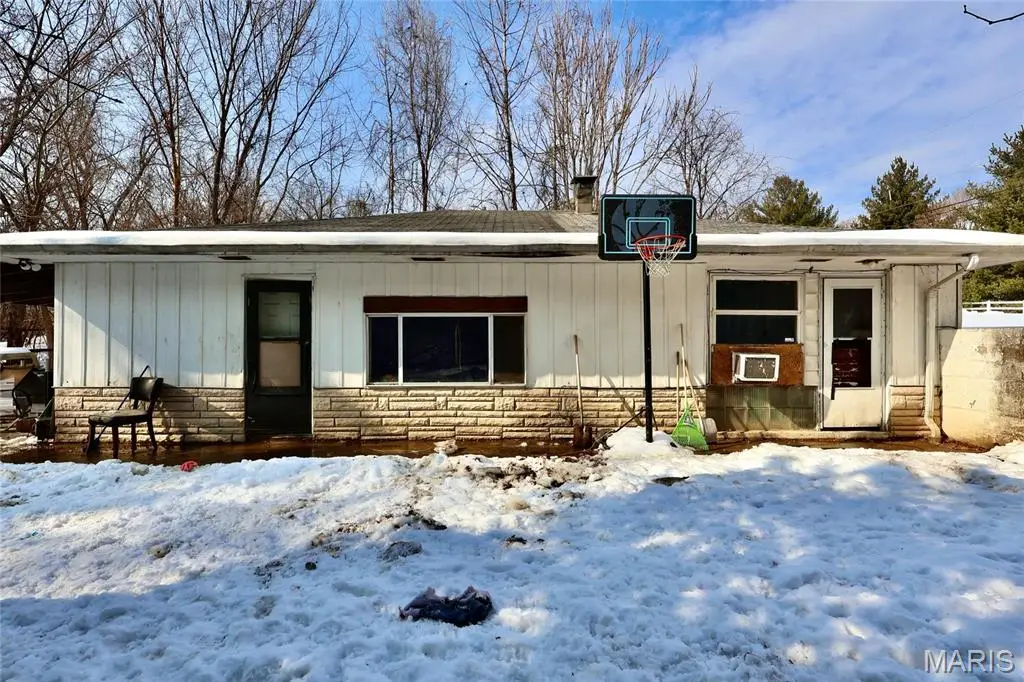 9310 Richfield Road, Fairview Heights, IL 62208 - #1