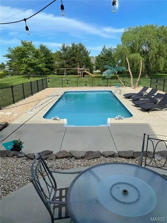 714 Longhi Road, Collinsville, IL 62234 - #2