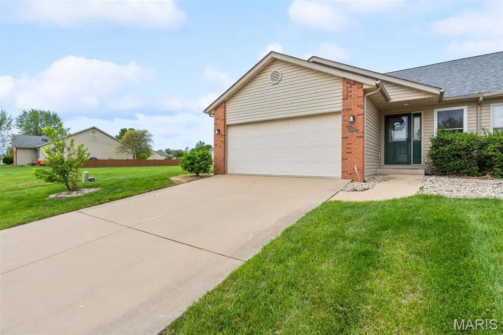 10954 Kentfield Drive, Lebanon, IL 62254 - #1