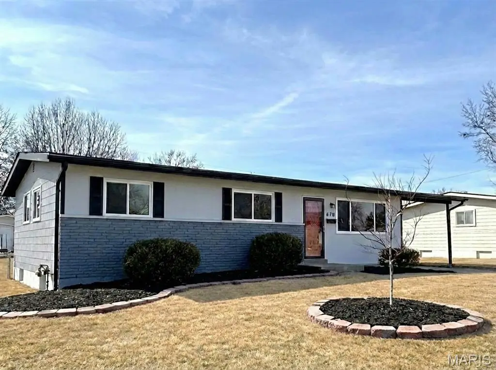 670 Starlet Drive, Florissant, MO 63031 - #1