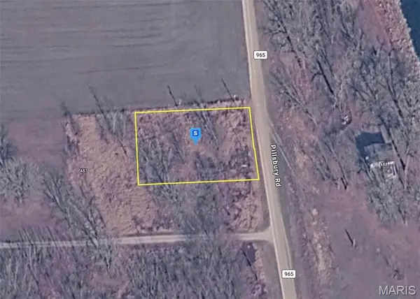 485 Pillsbury Rd, Winfield, MO 63389