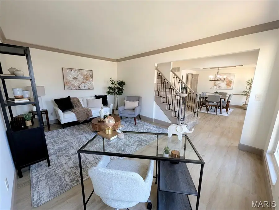 7008 Willow Stream Court, Oakville, MO 63129 - #3