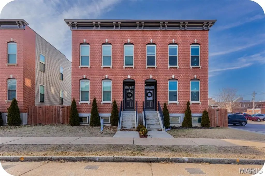 3433 Texas Avenue, Saint Louis, MO 63118 - #1