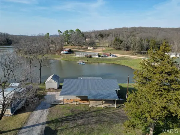 1387 Hartshorn Drive, Hermann, MO 65041