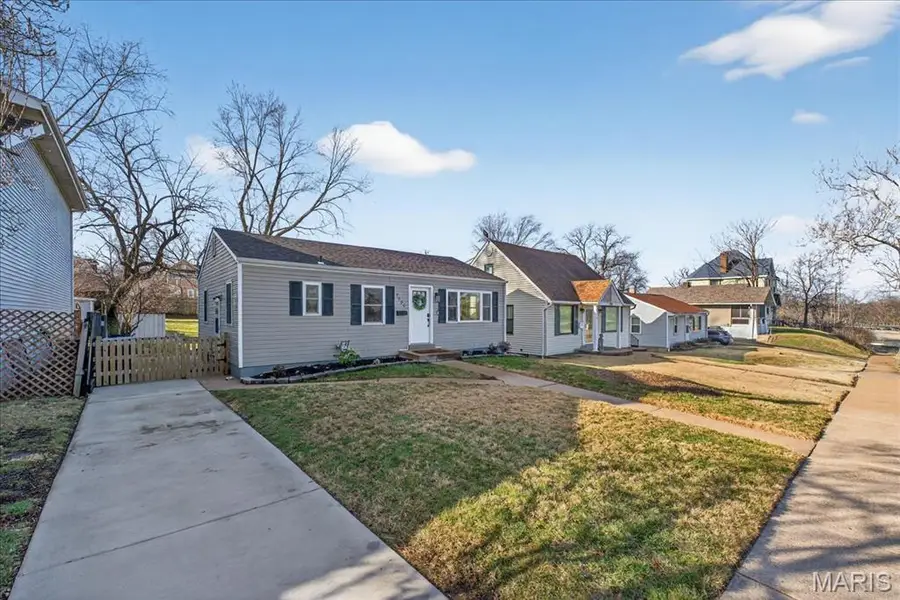7056 Oleatha Avenue, Saint Louis, MO 63139 - #2