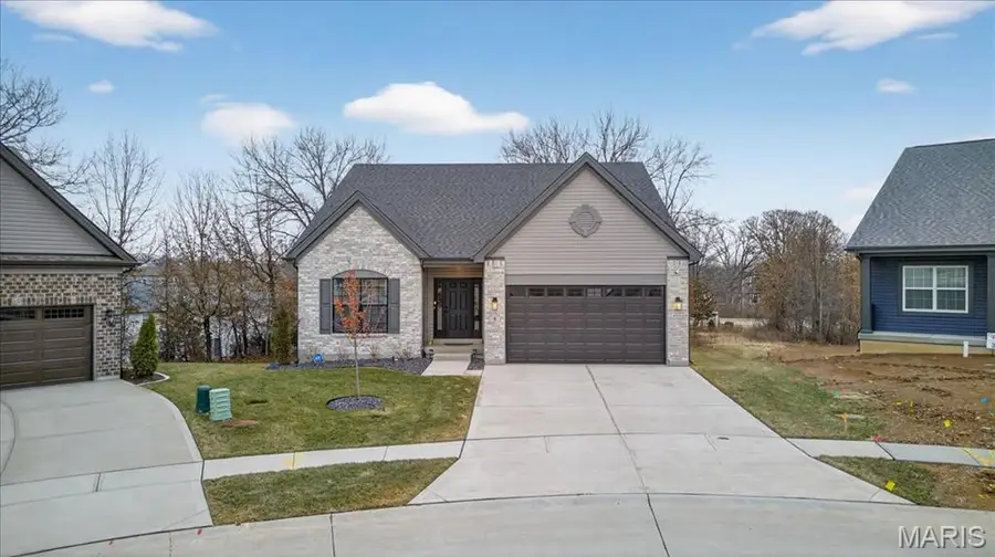 5 Challenger Court, Ofallon, MO 63366 - #2