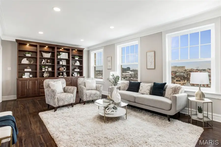 5510 Waterman Boulevard #602, Saint Louis, MO 63112 - #3