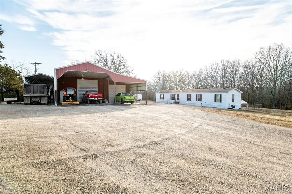 35240 28 Highway W, Belle, MO 65013 - #1