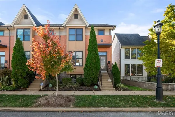 4208 Olive Street #4208, St Louis, MO 63108