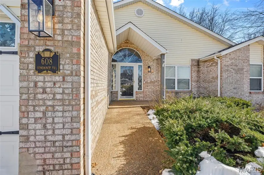 608 Sundance Trail, Troy, IL 62294 - #3