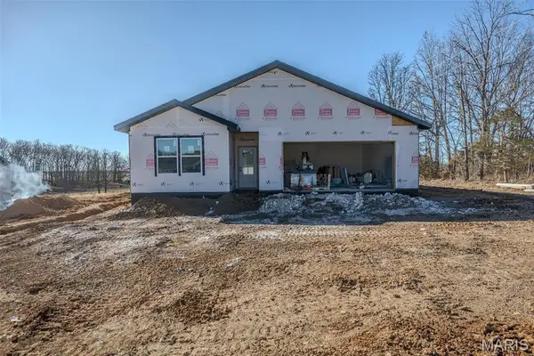 2043 Kay Avenue, Lebanon, MO 65536