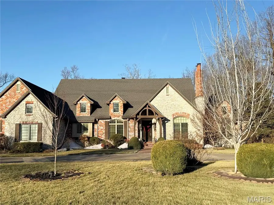 504 Windwood Lake Drive, Cape Girardeau, MO 63701 - #2