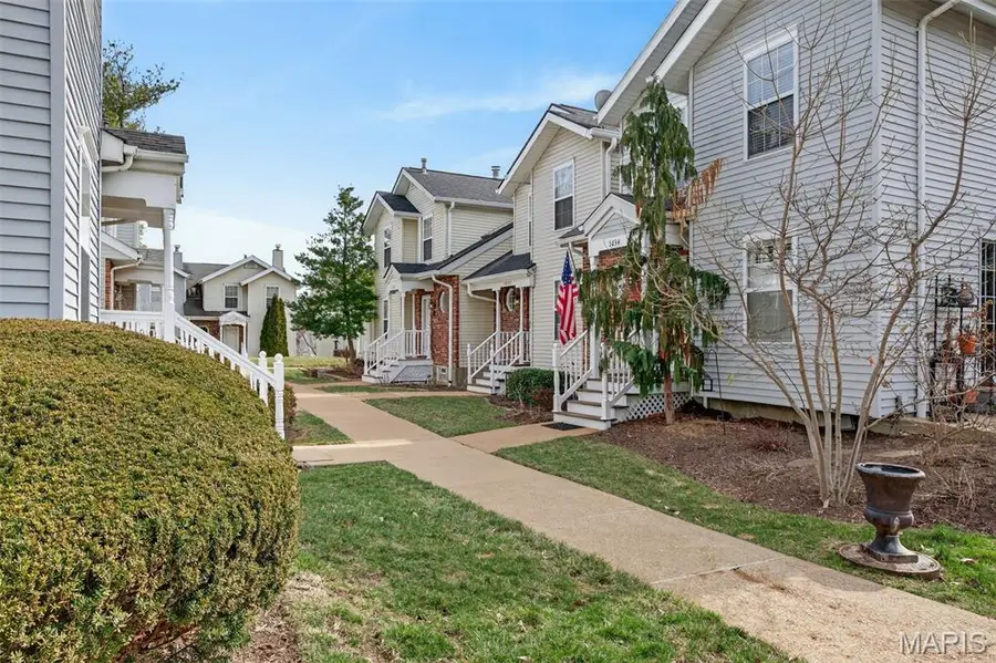 5832 Prince George Court, Saint Louis, MO 63139 - #2