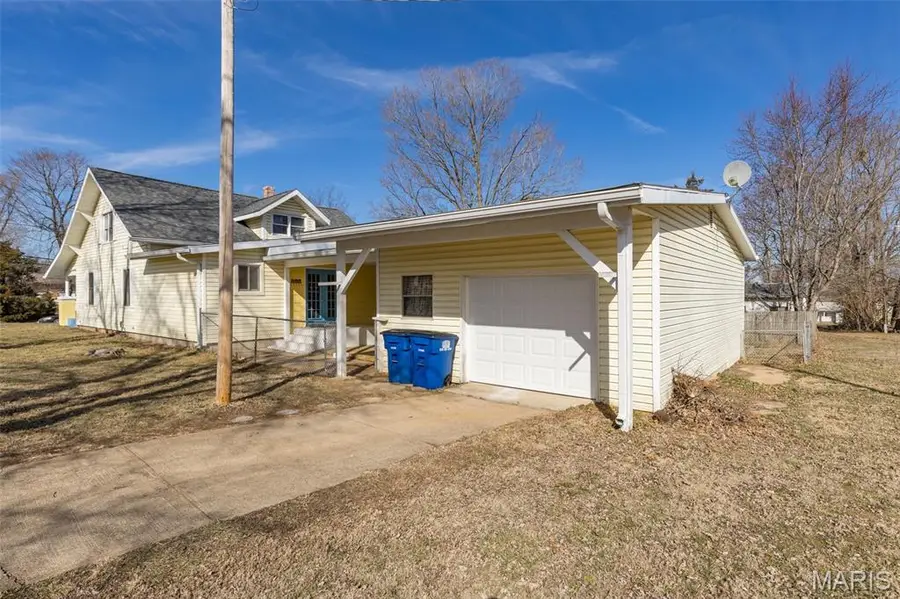 420 S Washington Street, Farmington, MO 63640 - #3