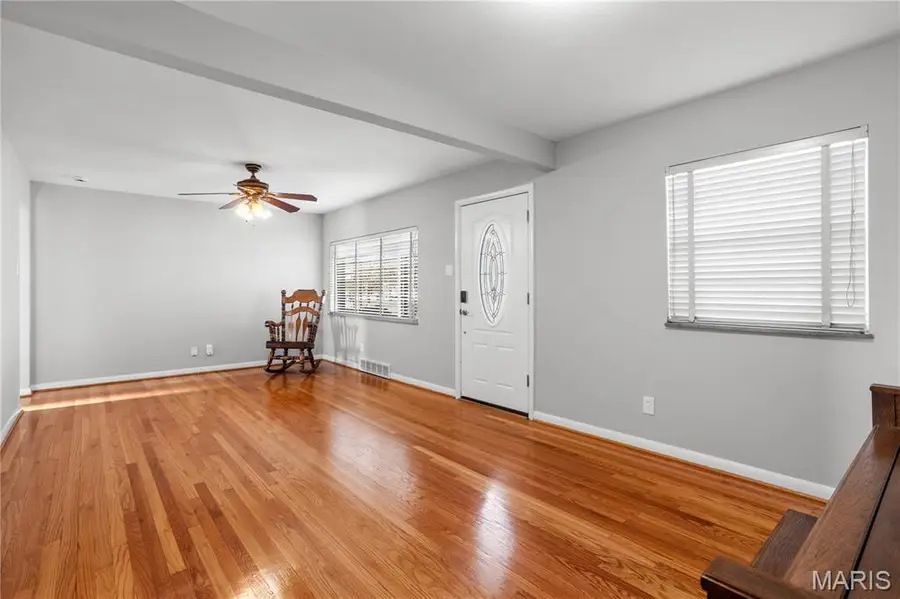 424 Tiffany Drive, Saint Louis, MO 63123 - #2