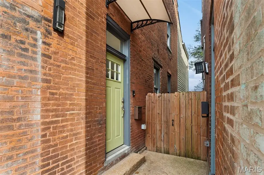 1916 S 12th Street, Saint Louis, MO 63104 - #3