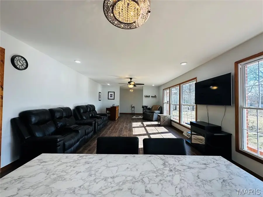 515 W James Boulevard, Saint James, MO 65559 - #2