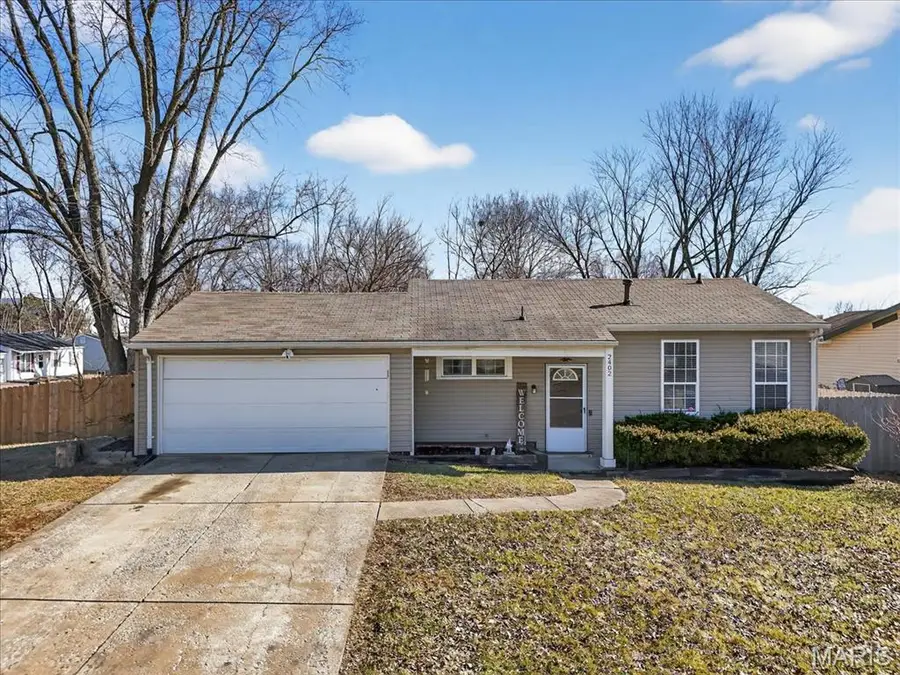 2402 Brookfield Lane, Ofallon, MO 63368 - #3