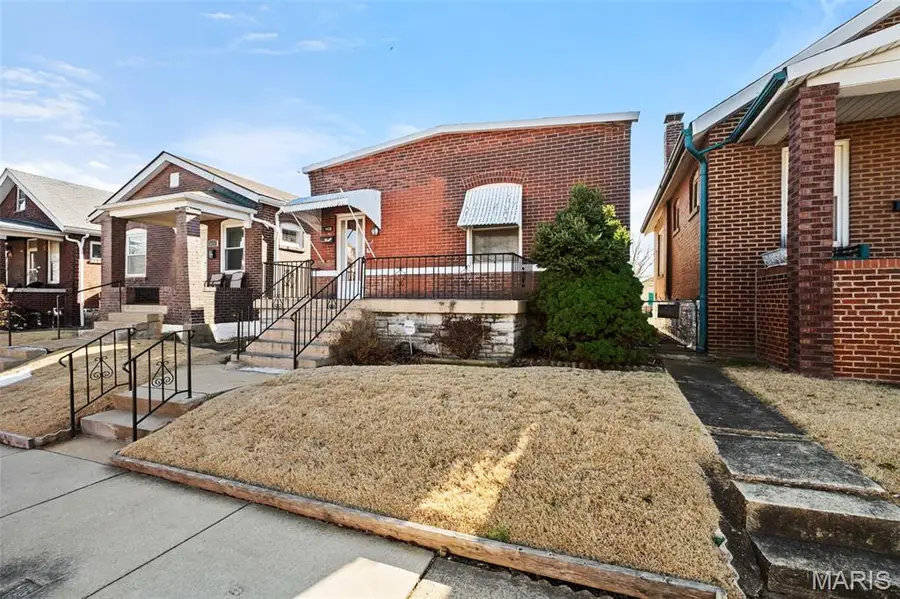 4438 Neosho Street, Saint Louis, MO 63116 - #2