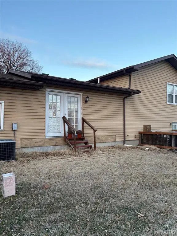 2824 E 24th Street, Granite City, IL 62040 - #3
