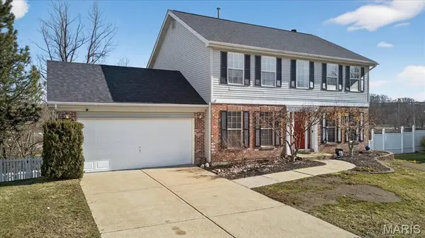 16277 Autumn View Terrace Drive, Ellisville, MO 63011