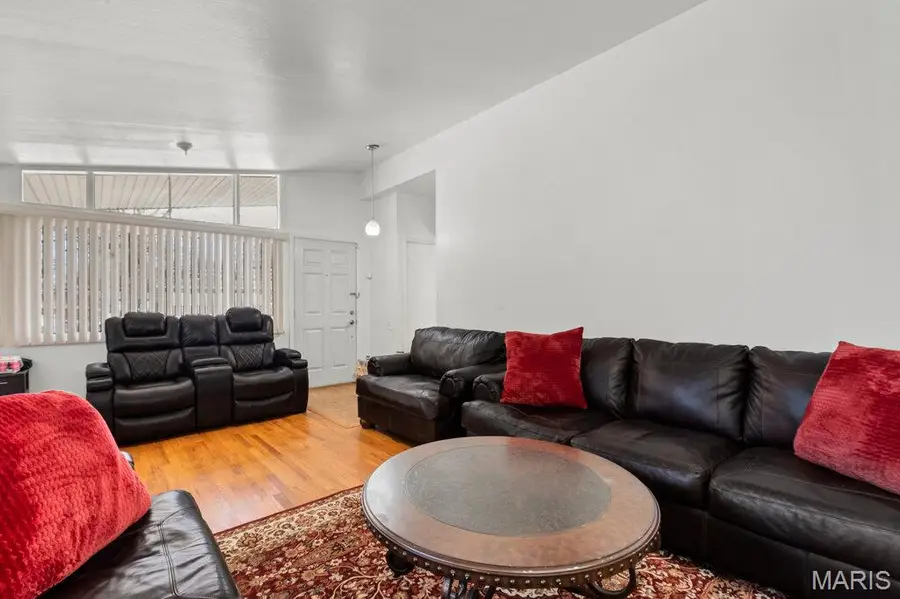 2620 Belair Terrace, Florissant, MO 63033 - #3