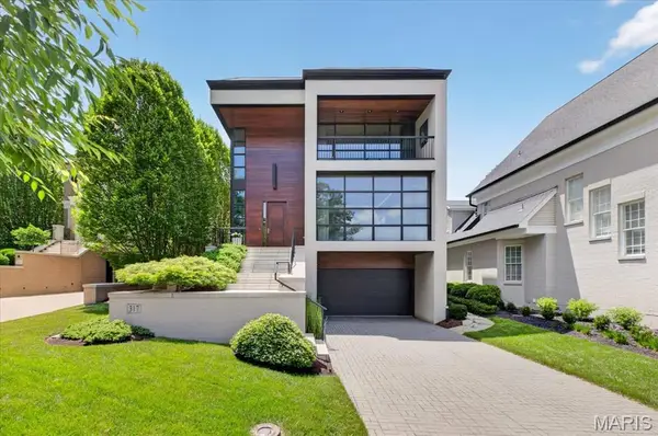 317 N Central Avenue, Clayton, MO 63105