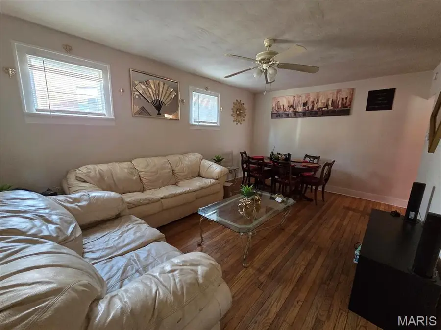 3528 West Place, Saint Louis, MO 63121 - #2