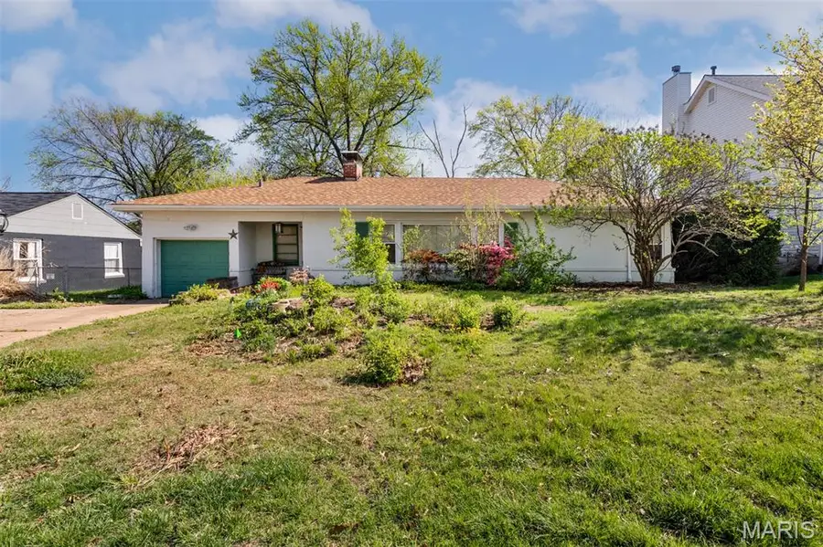 634 Warrenton Drive, Saint Louis, MO 63122 - #2